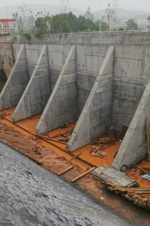 东营河口区锚杆式挡土墙